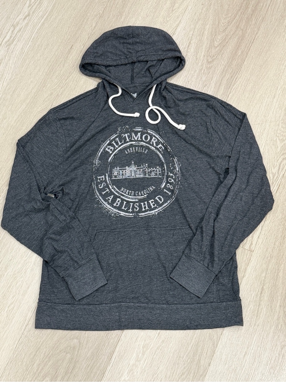 Blue 84 Biltmore Asheville North Carolina Lightweight Hoodie Size Large
